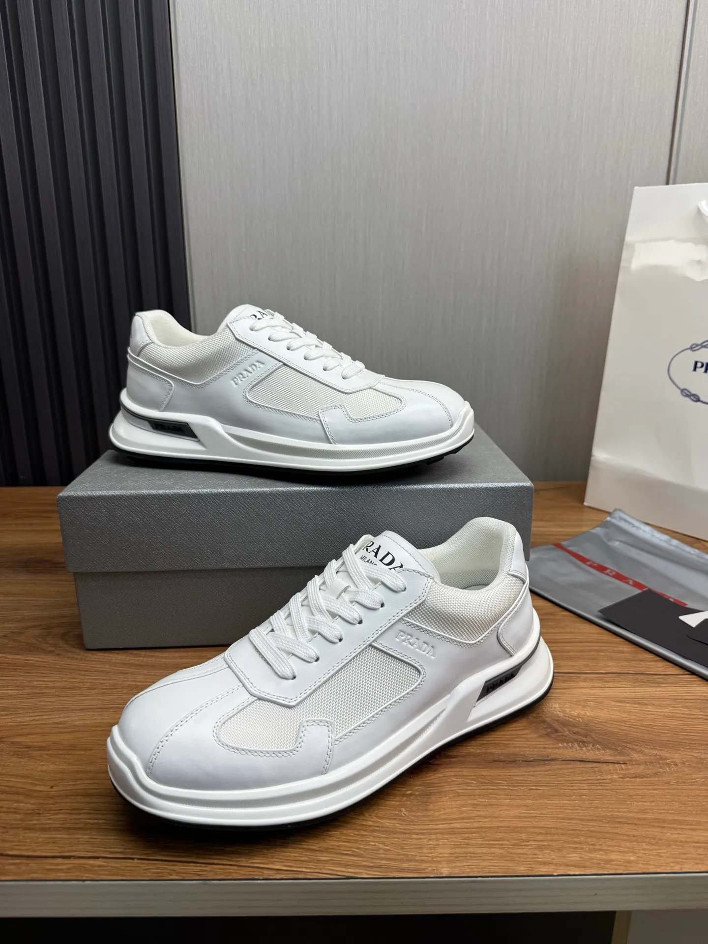 Men's shoes 💰600💰 [PRADA] Popular men's shoes shipped 👏Official website synchronized ⬆️Original cowhide fabric + cowhide lining, 1⃣️:1⃣️reproduction, original sole, 38-45 (45. Customized, non-refundable)
